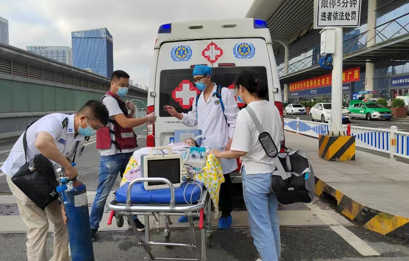 津市市救护车出租公司