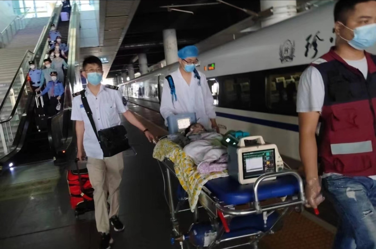 津市市高铁转运公司