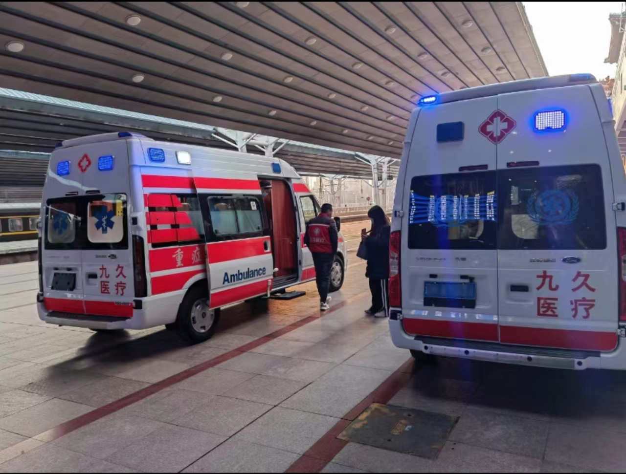 津市市救护车长途转运